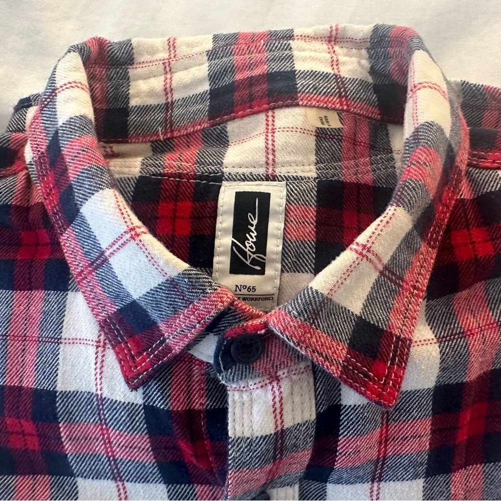 Mid weight HOWE button down - Picture 2 of 2